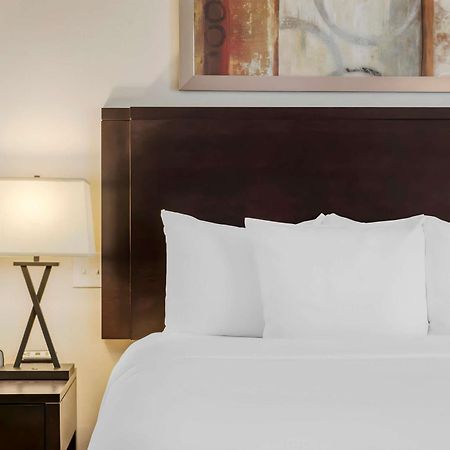 Comfort Hotel Bayer'S Lake Timberlea Екстериор снимка