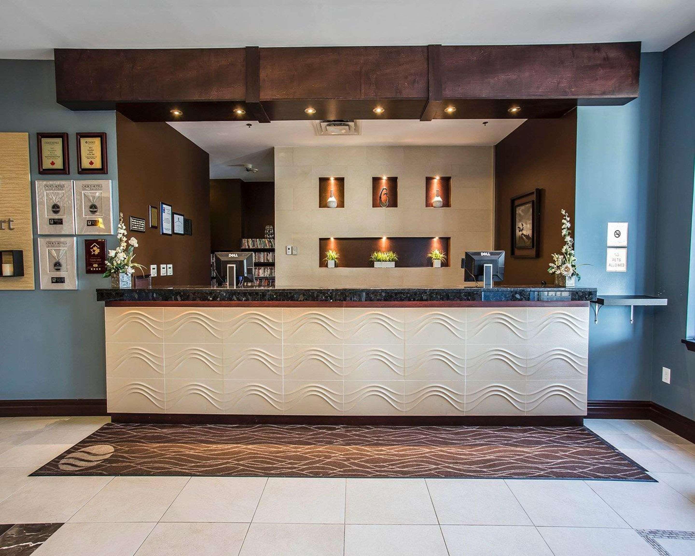 Comfort Hotel Bayer'S Lake Timberlea Екстериор снимка