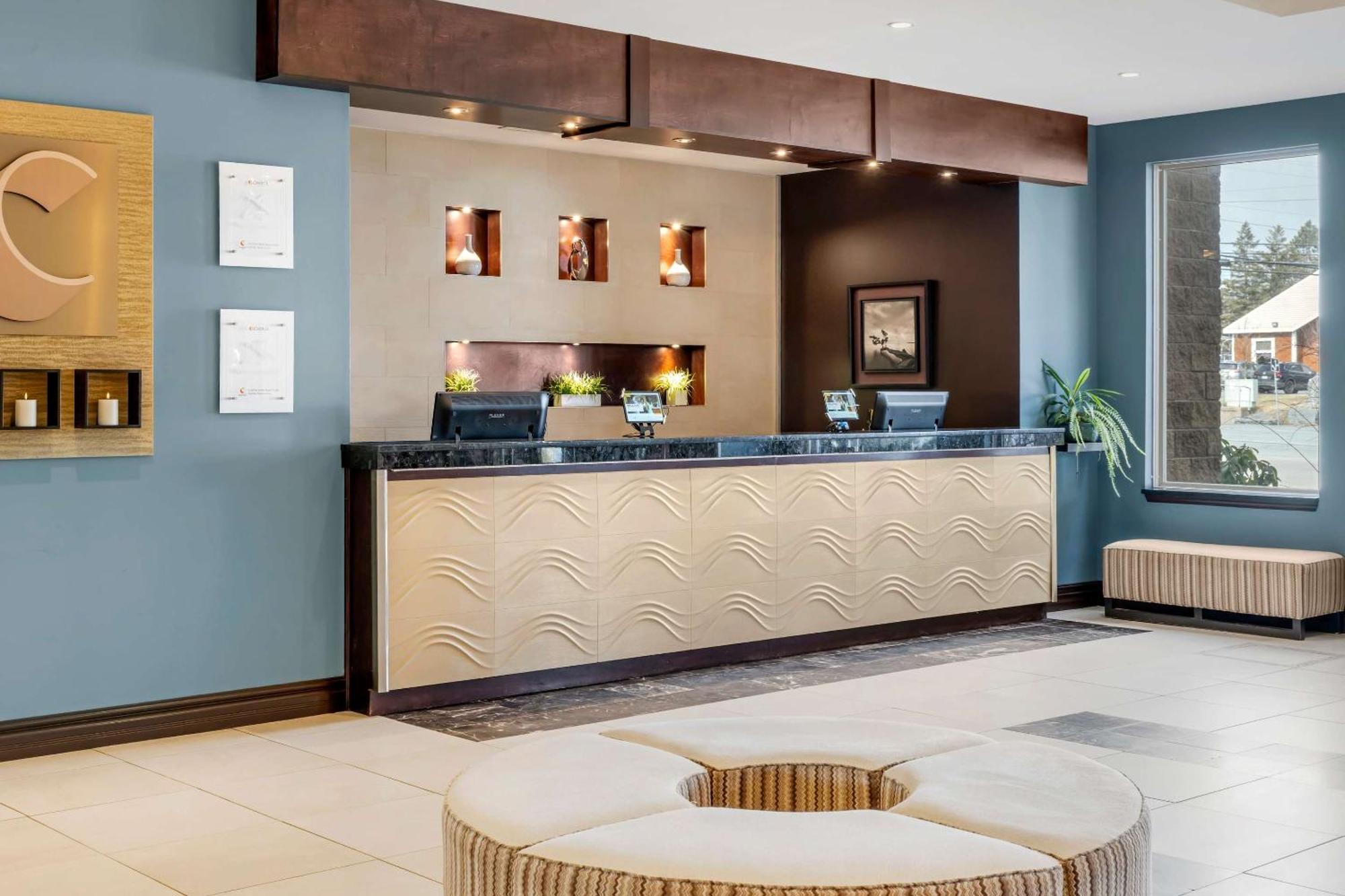 Comfort Hotel Bayer'S Lake Timberlea Екстериор снимка