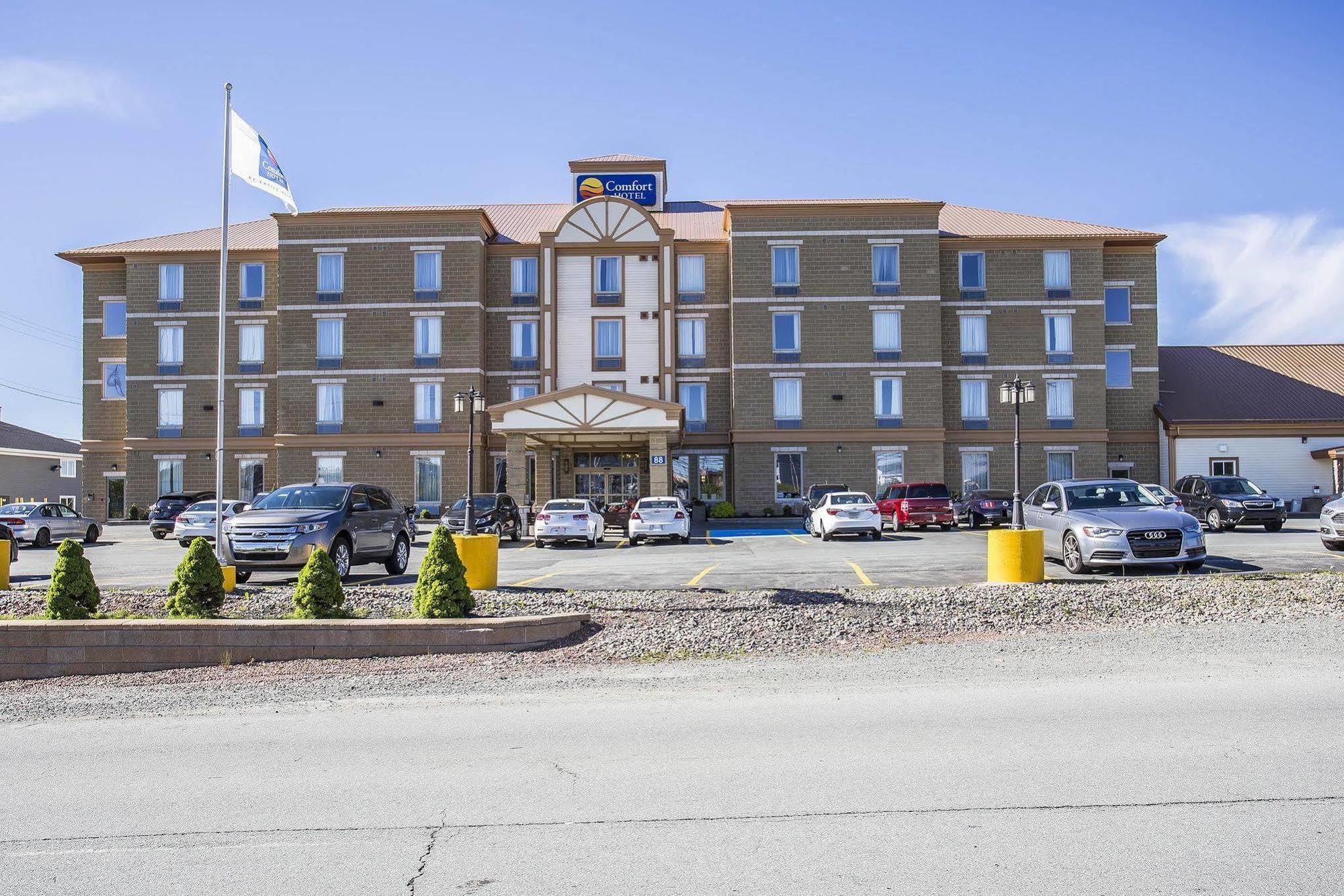 Comfort Hotel Bayer'S Lake Timberlea Екстериор снимка
